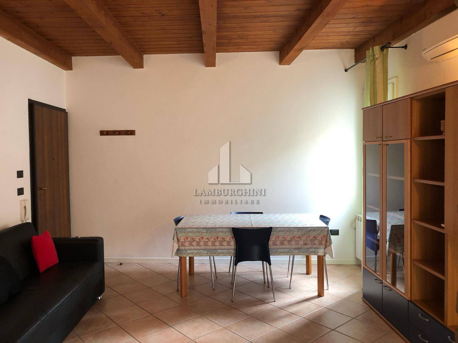 Appartamento in affitto a Ferrara, Centro storico