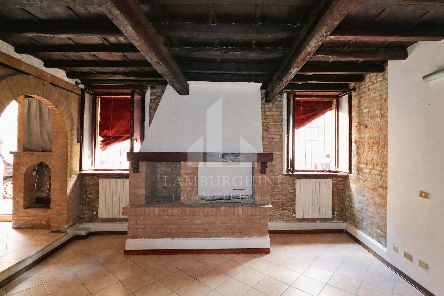 Casa indipendente in vendita a Ferrara, Centro storico