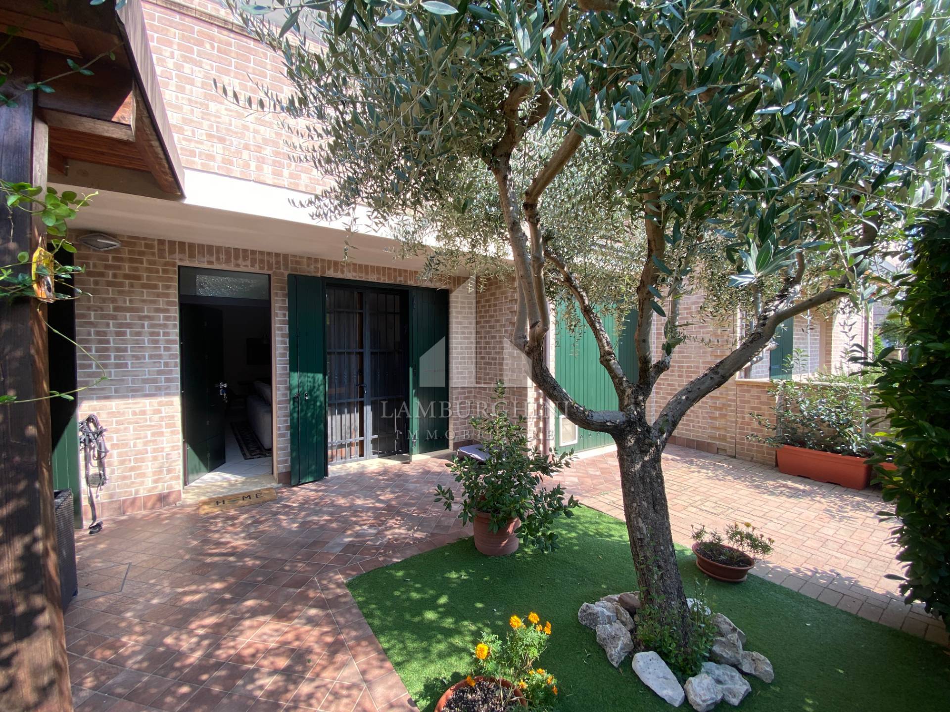 Villette a schiera in vendita a Ferrara, Francolino