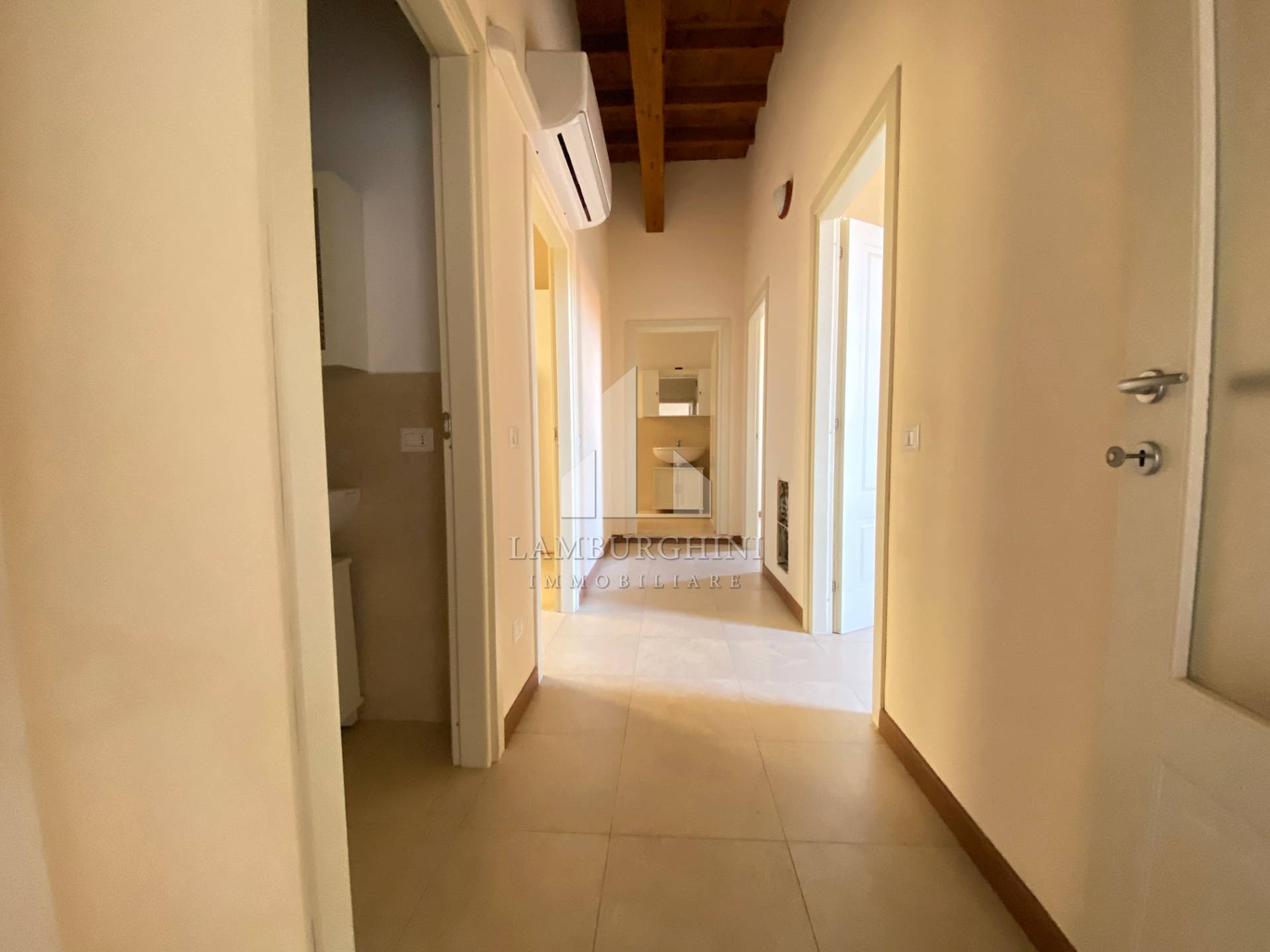 Appartamento in affitto a Ferrara, Centro storico