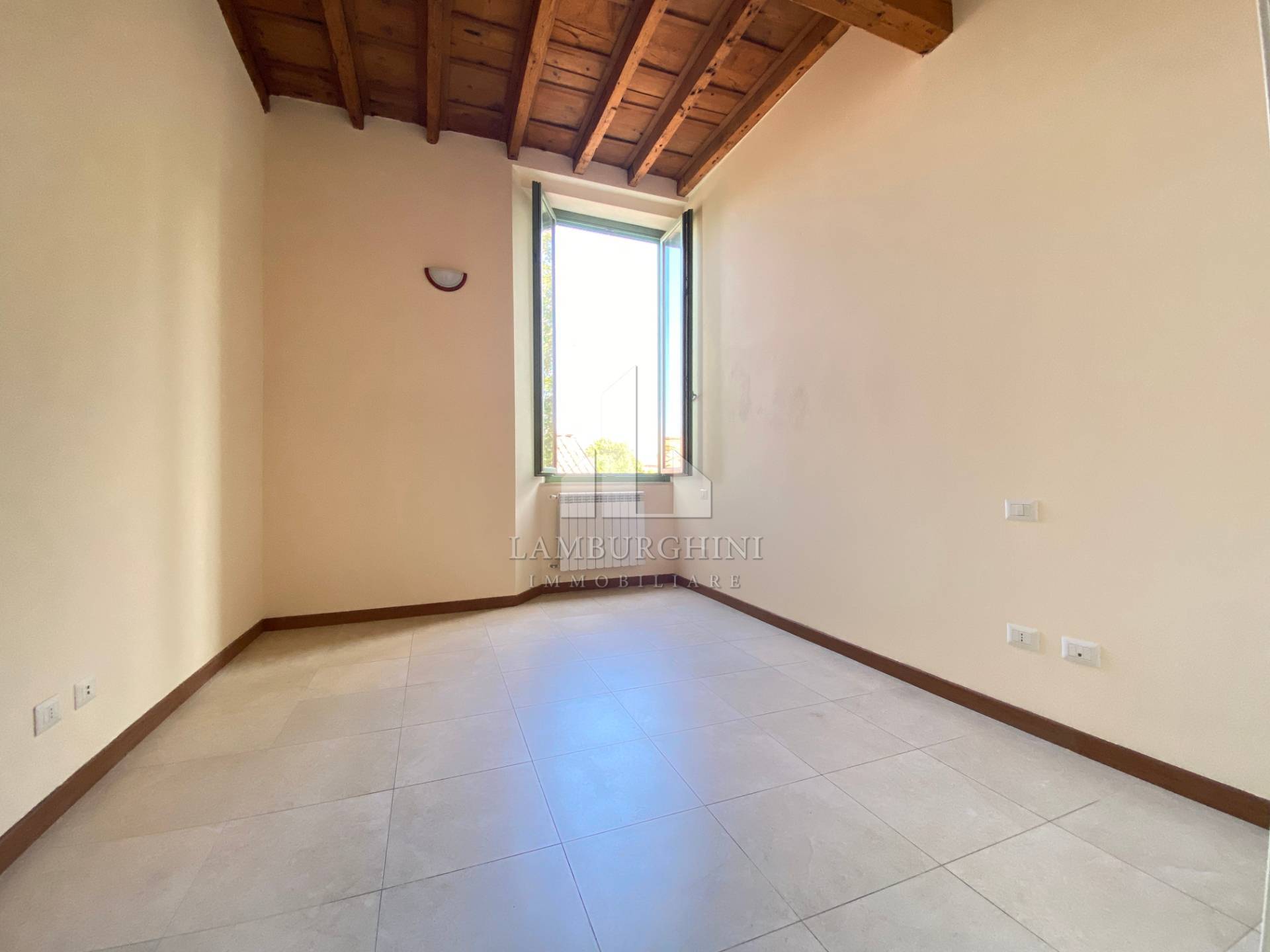 Appartamento in affitto a Ferrara, Centro storico
