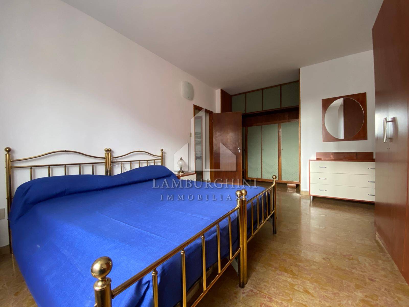 Appartamento in affitto a Ferrara, Centro storico