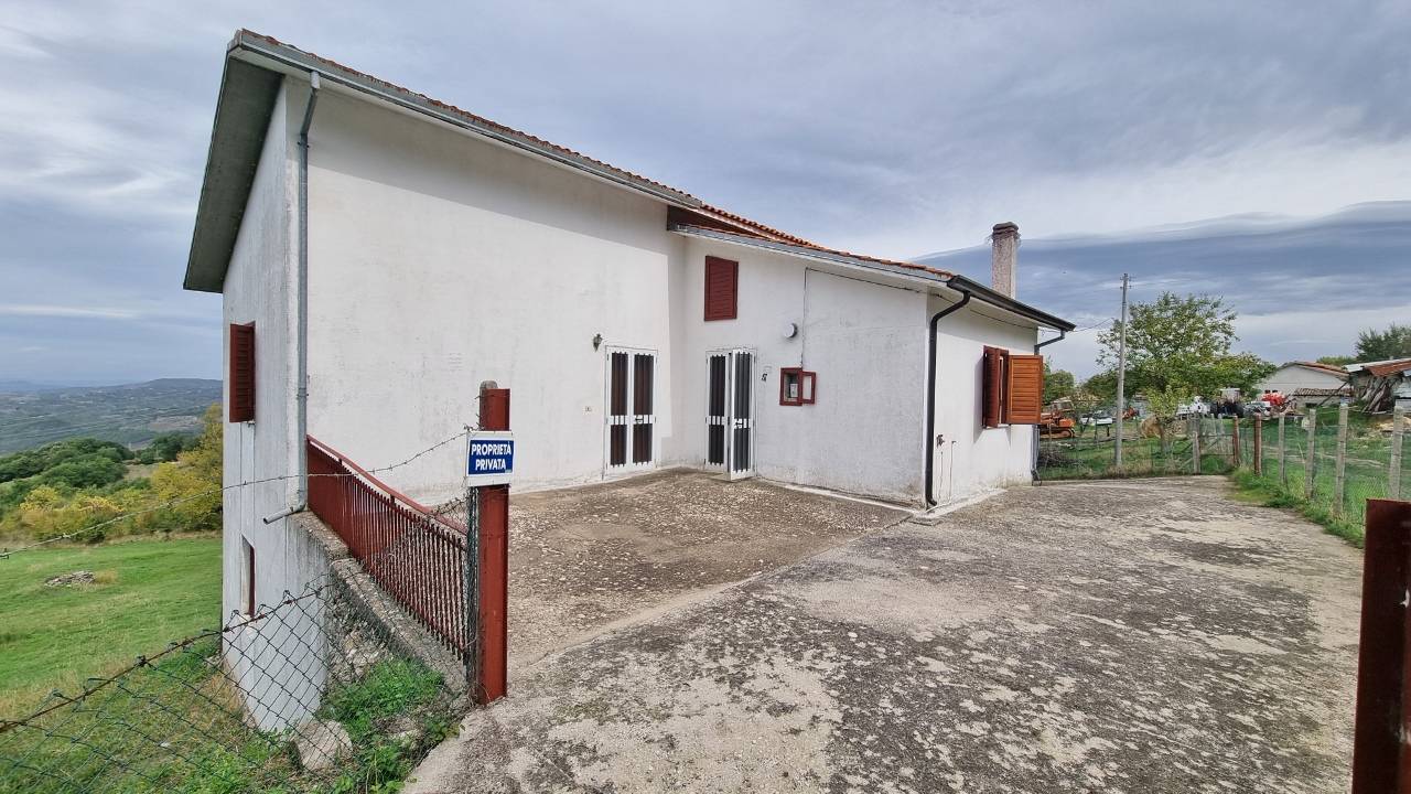 Casa Indipendente in vendita a Guardia Lombardi