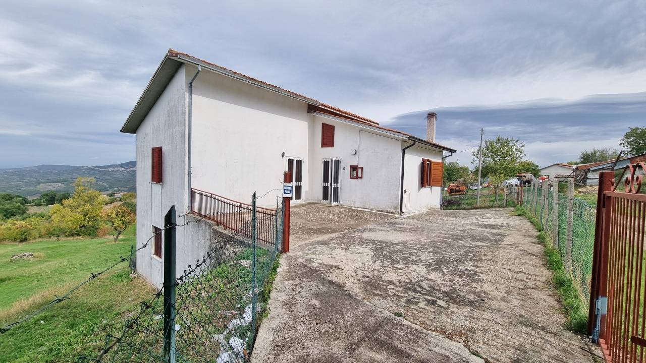 Casa Indipendente in vendita a Guardia Lombardi