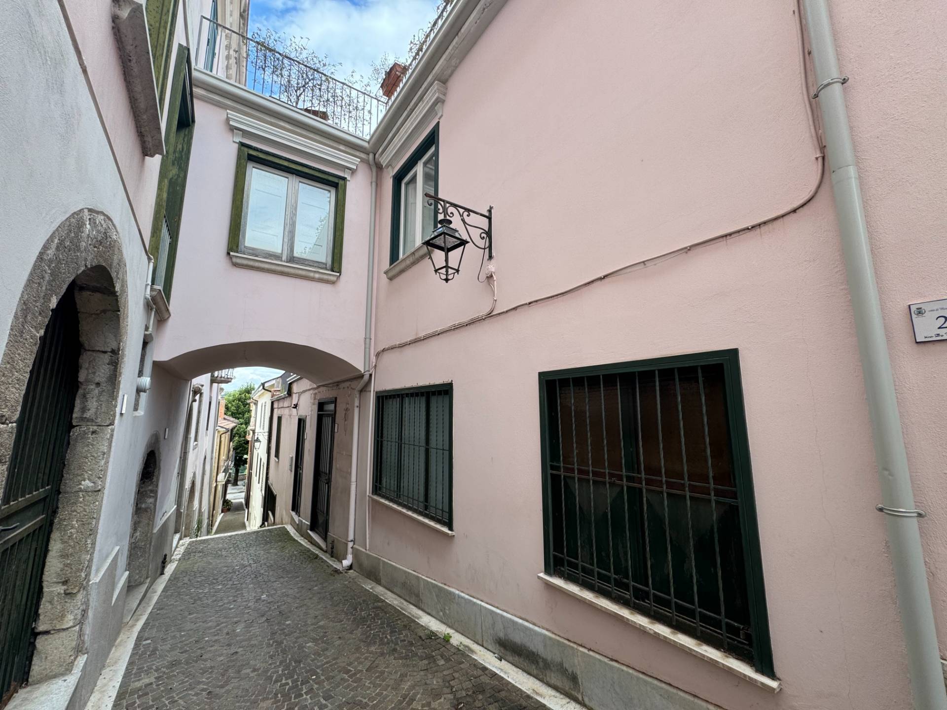 Casa Semindipendente in vendita a Mirabella Eclano, Mirabella Eclano