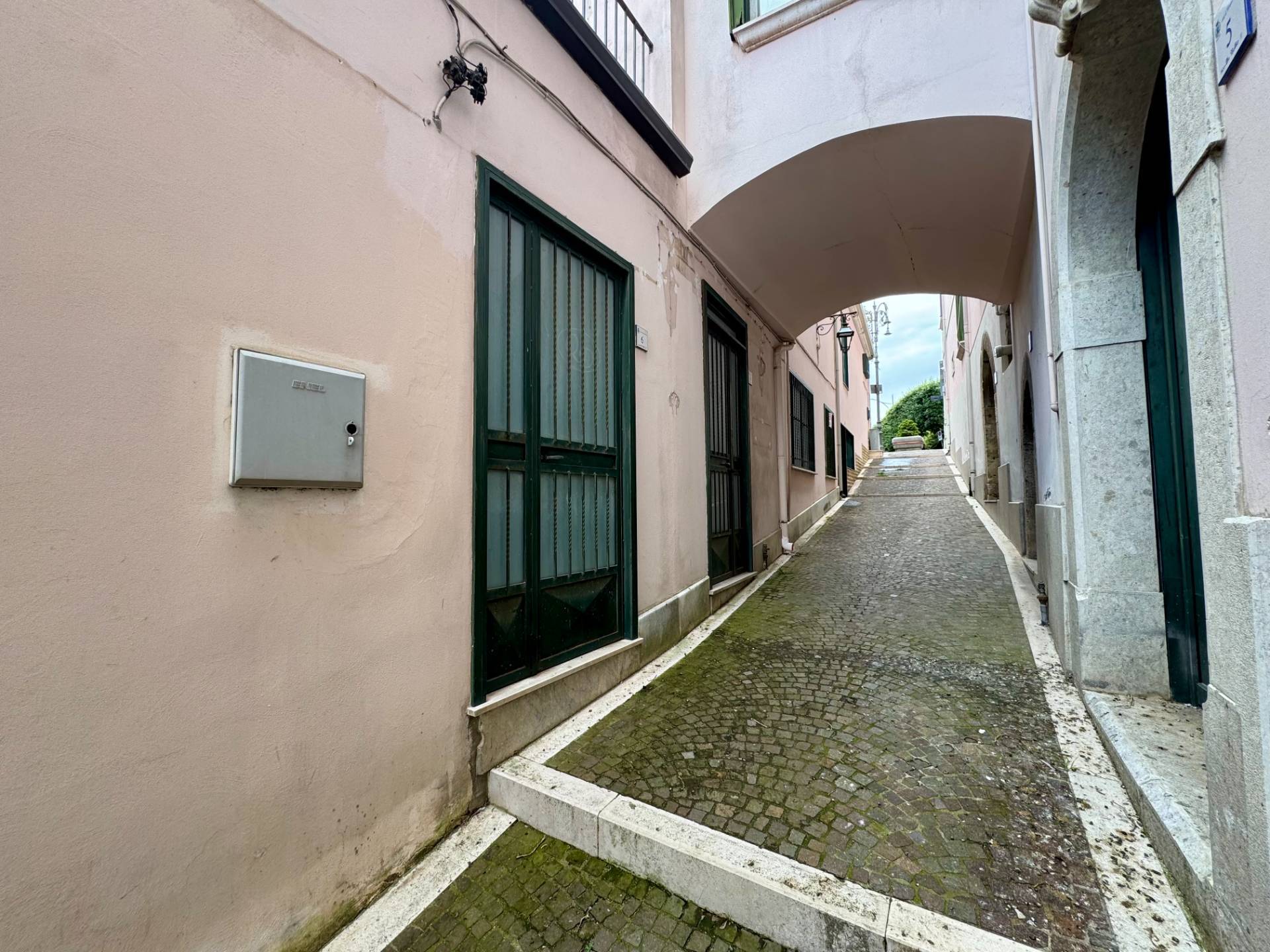 Casa Semindipendente in vendita a Mirabella Eclano, Mirabella Eclano