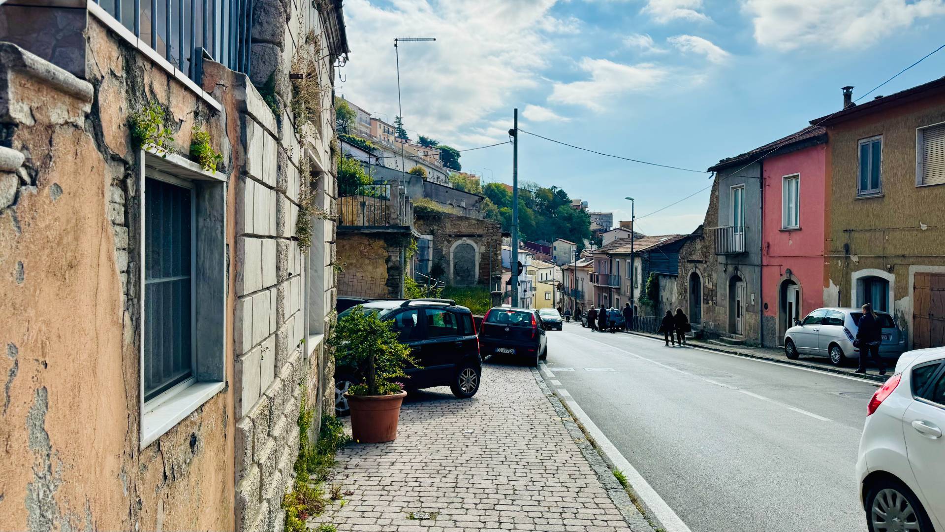 Locale Commerciale in vendita a Ariano Irpino