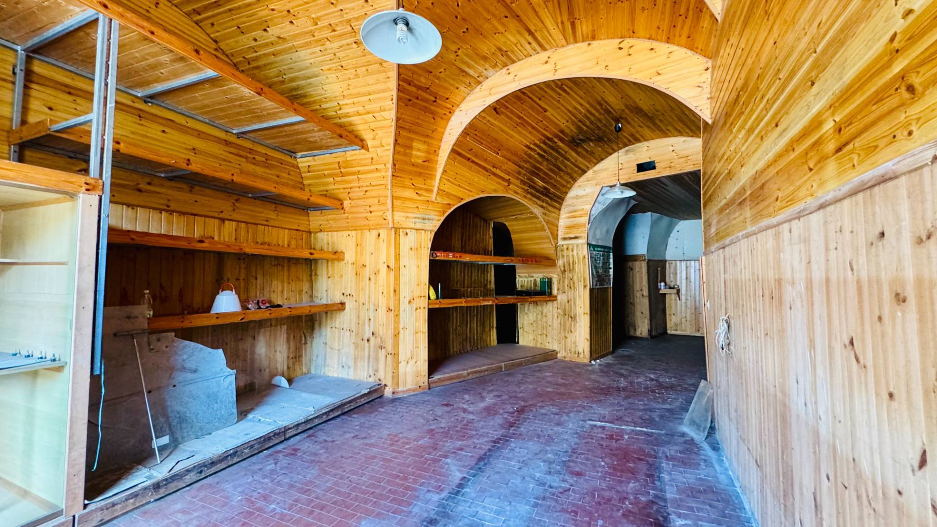 Locale Commerciale in vendita a Ariano Irpino