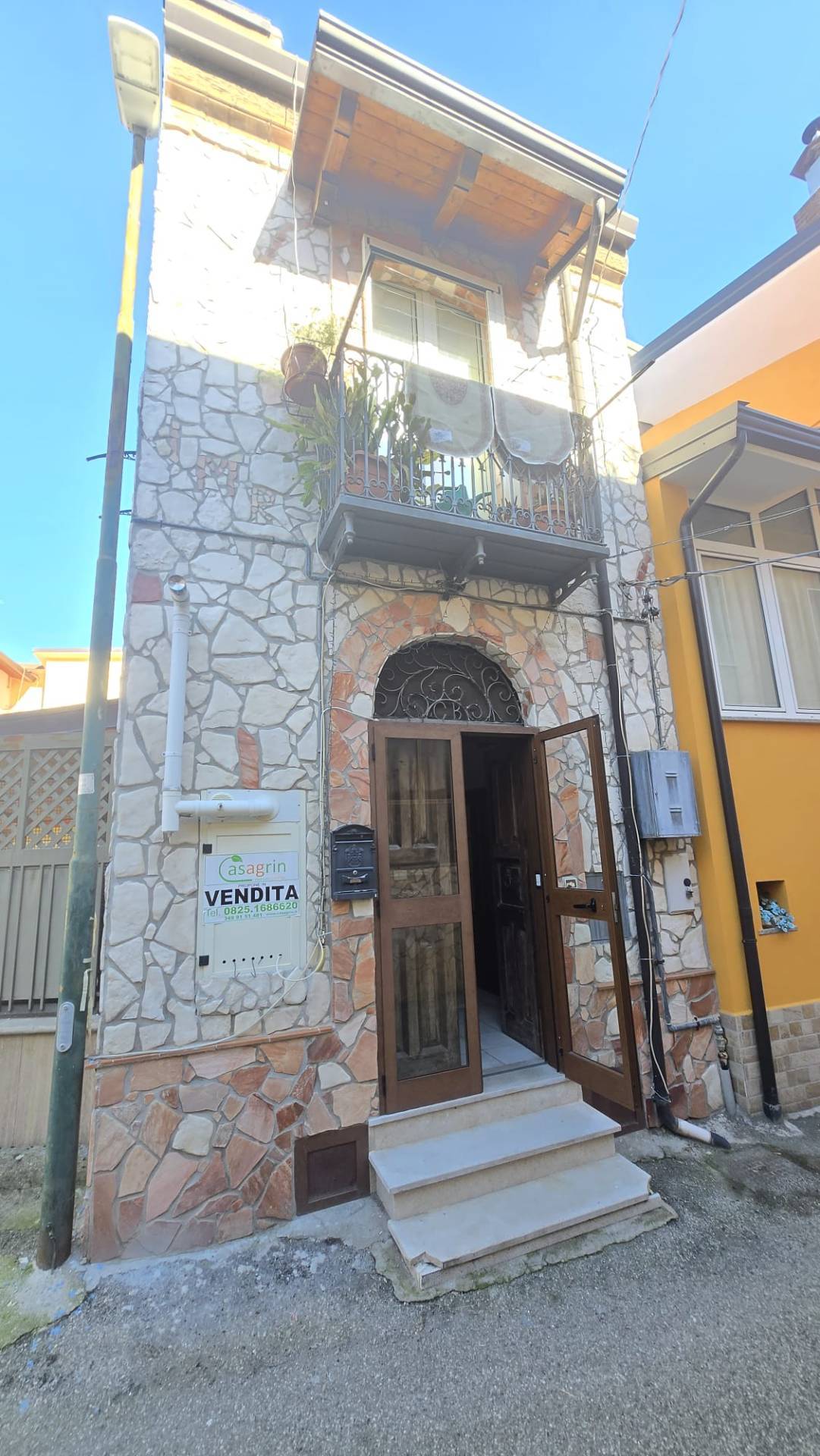 Casa Indipendente in vendita a San Leucio del Sannio