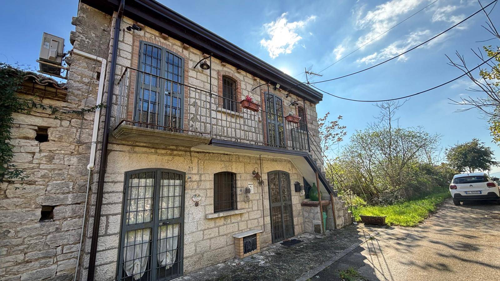 Casa Indipendente in vendita a Sant'Arcangelo Trimonte