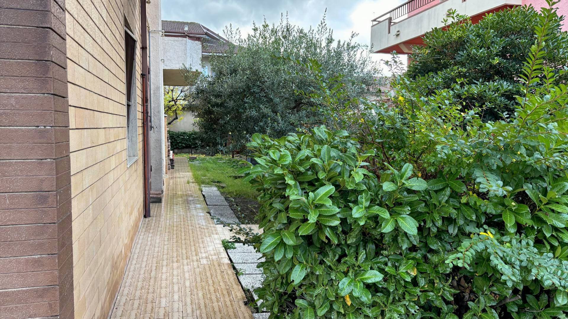 Villa bifamiliare in vendita a Apice, Apice Nuova