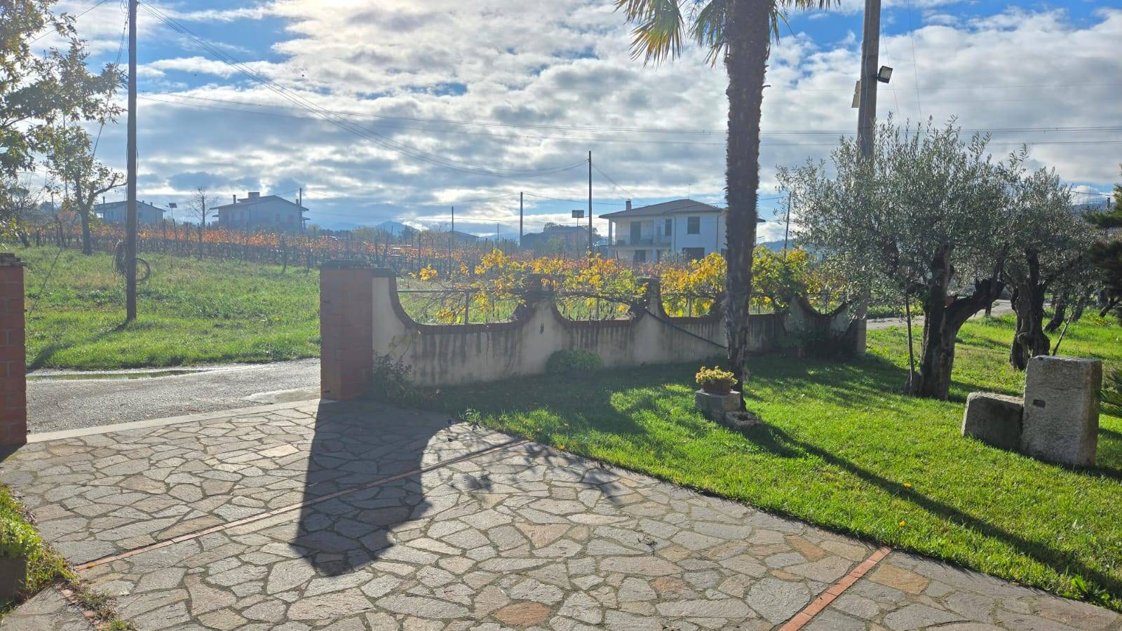 Villa bifamiliare in vendita a Paternopoli