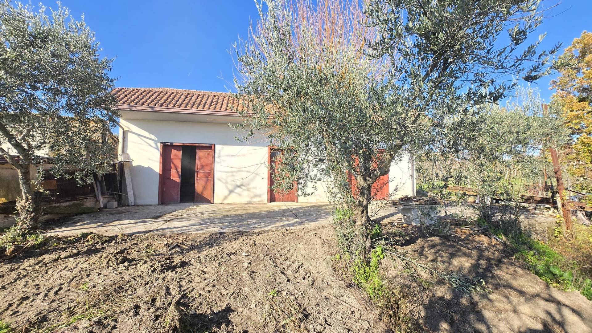 Struttura grezza in vendita a Paternopoli