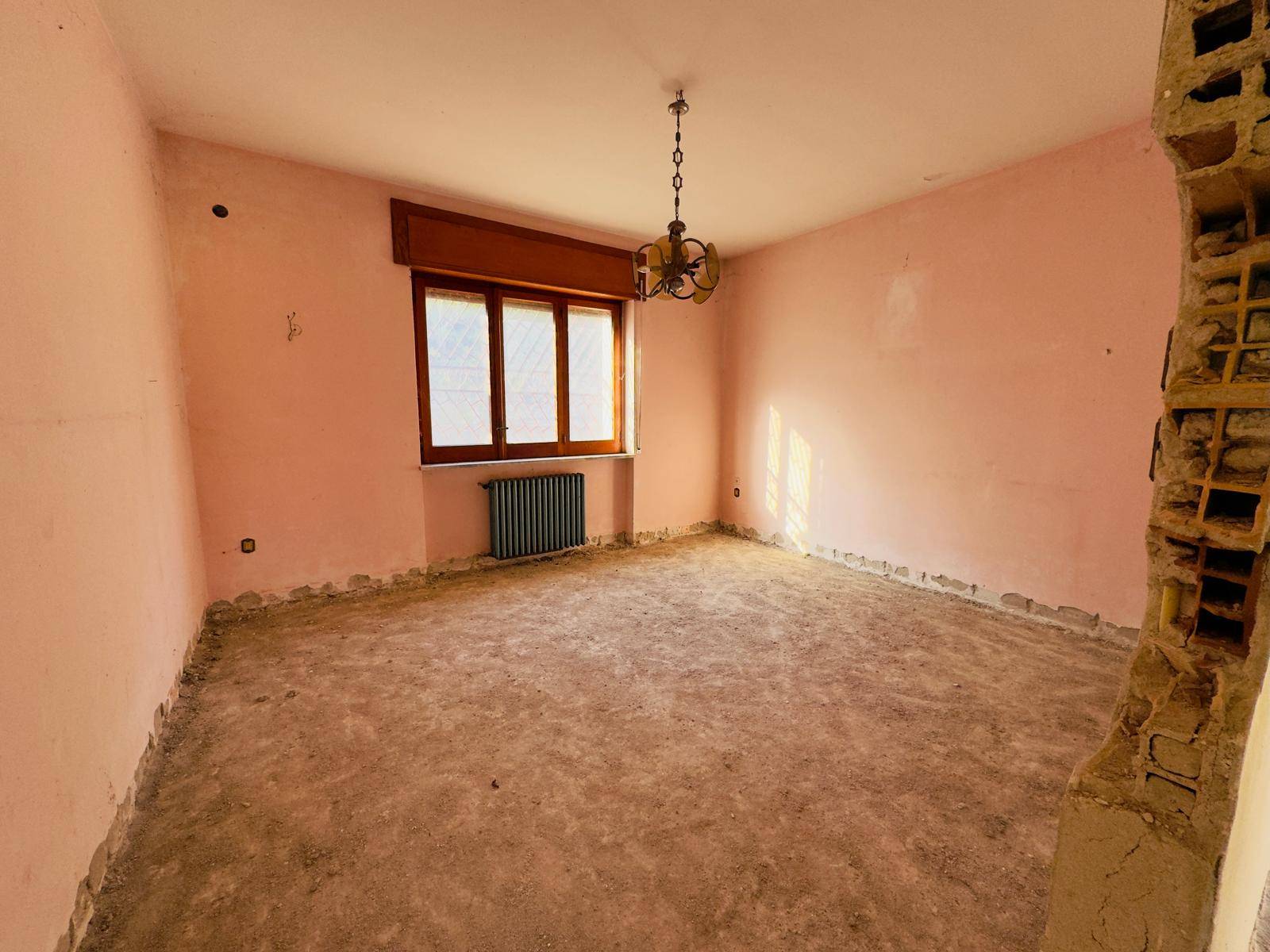 Villa in vendita a Ceppaloni