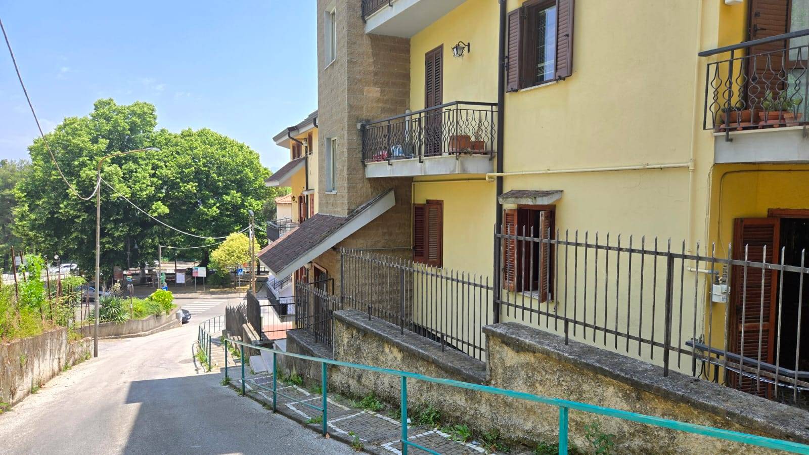 appartamento con giardino in vendita a Ospedaletto d'Alpinolo