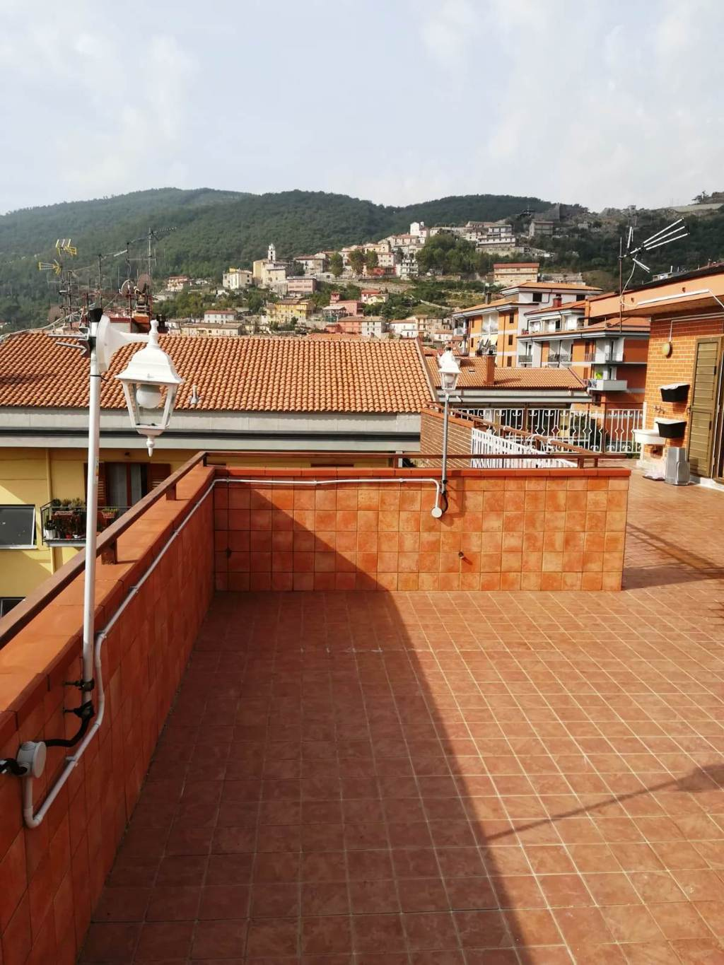 appartamento con terrazzo in vendita a Mercogliano