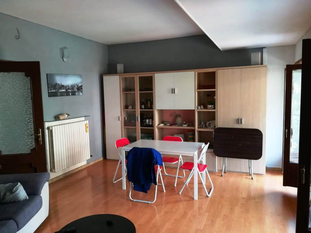 appartamento con terrazzo in vendita a Mercogliano