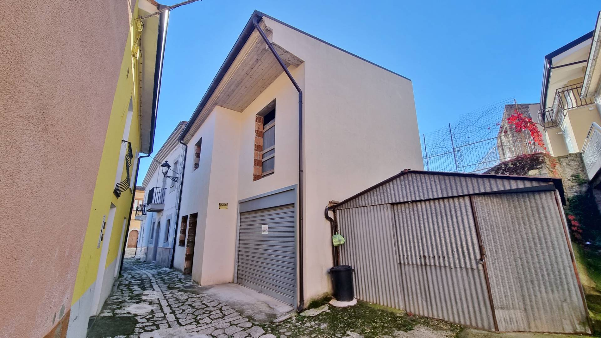 Casa Indipendente in vendita a San Nicola Baronia