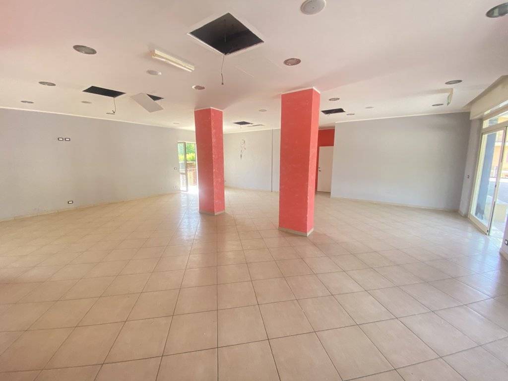 Soluzione indipendente bifamiliare in vendita a Volturara Irpina