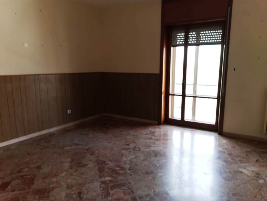 Appartamento in vendita a Avellino, Via Roma