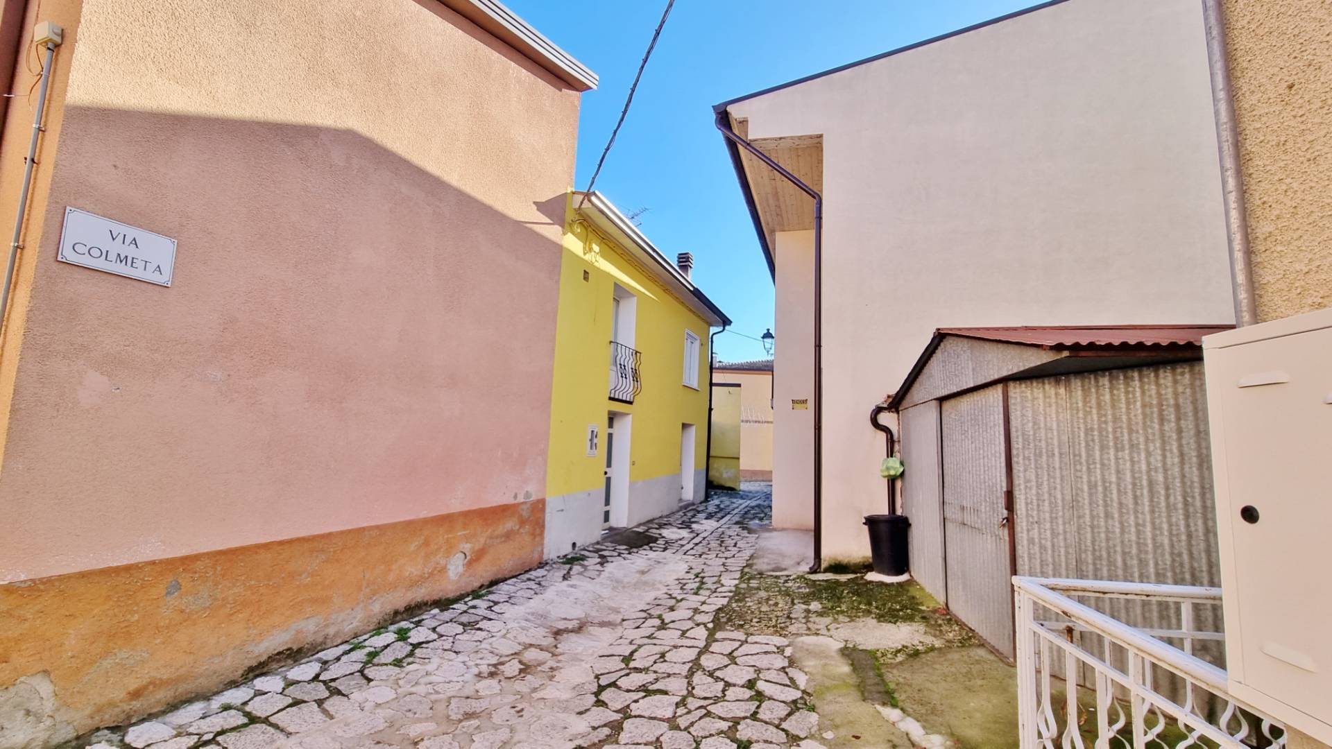 Casa Indipendente in vendita a San Nicola Baronia