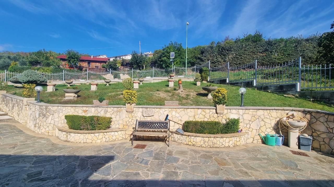 Villa in vendita a Villanova del Battista