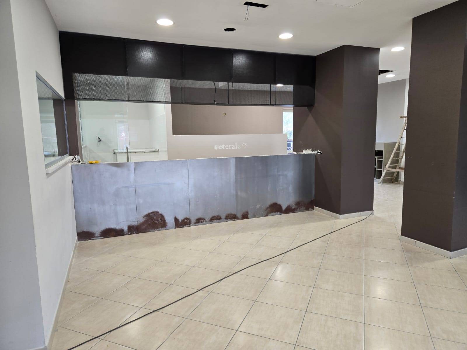 Locale commerciale in affitto a Volturara Irpina