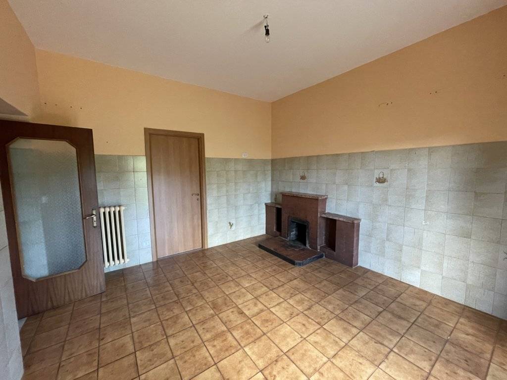 appartamento con giardino in vendita a Montemarano