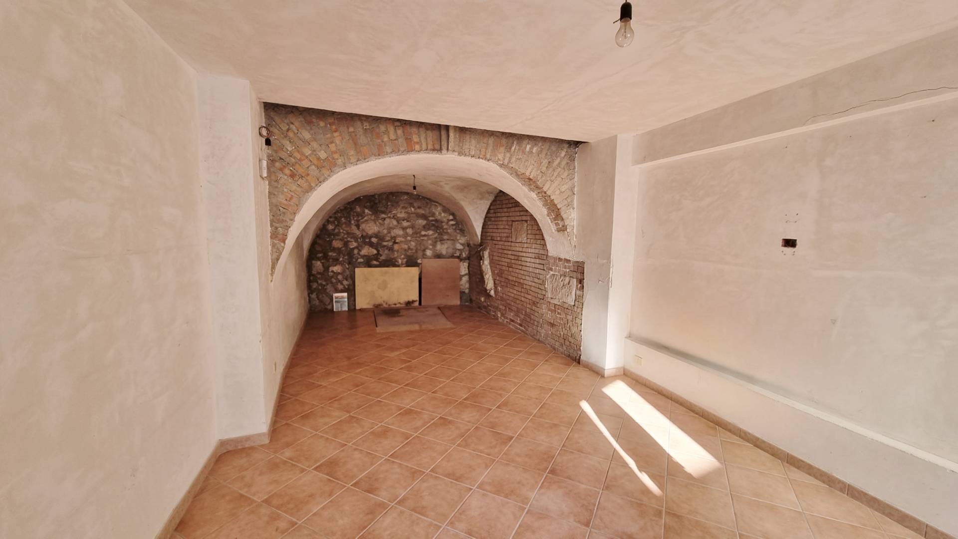 Deposito in affitto a Grottaminarda