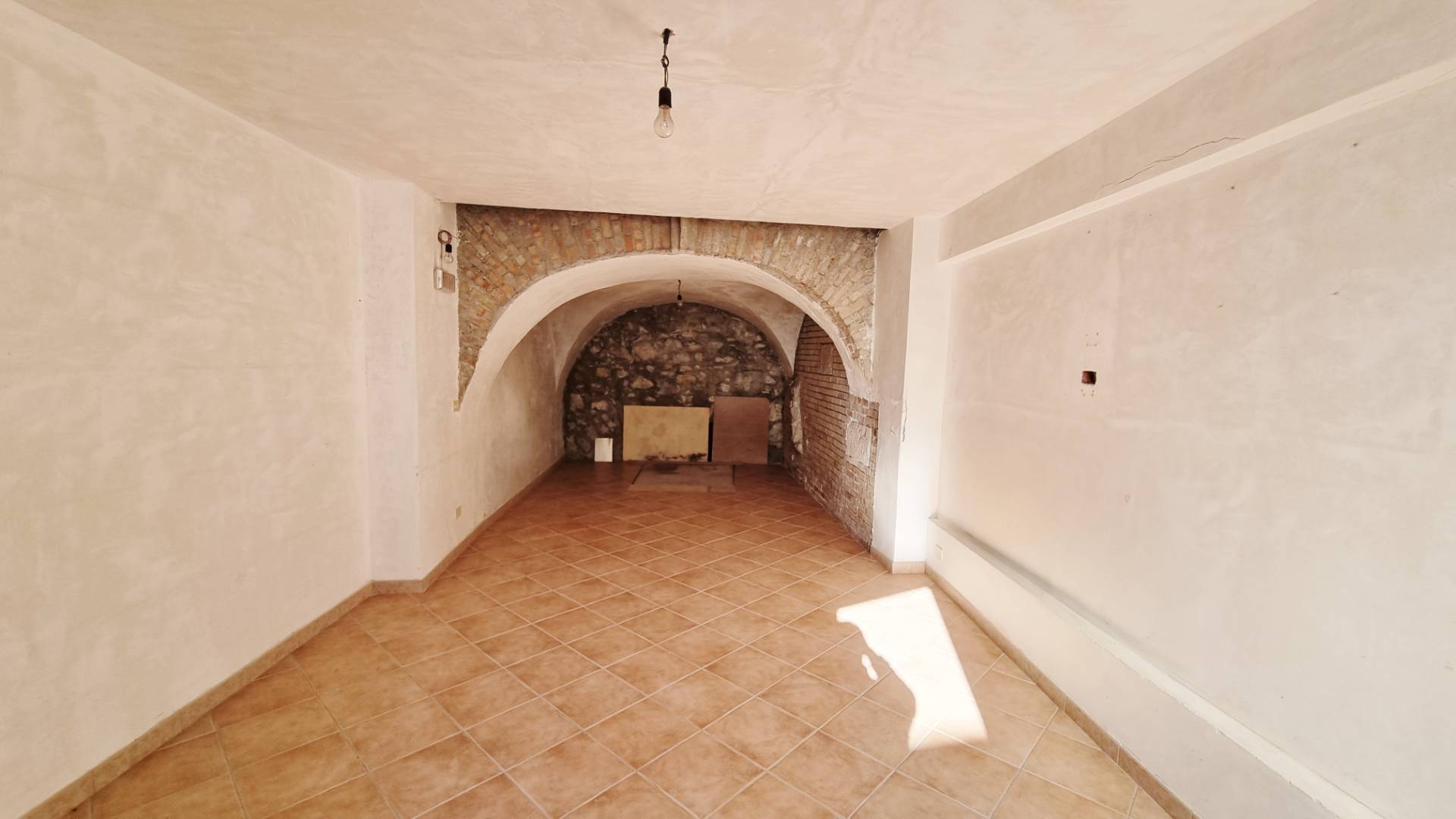 Deposito in affitto a Grottaminarda