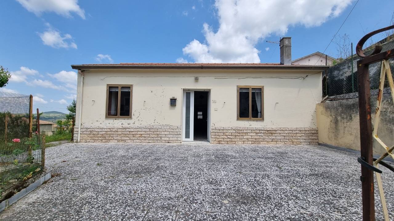 Casa Indipendente in vendita a Scampitella