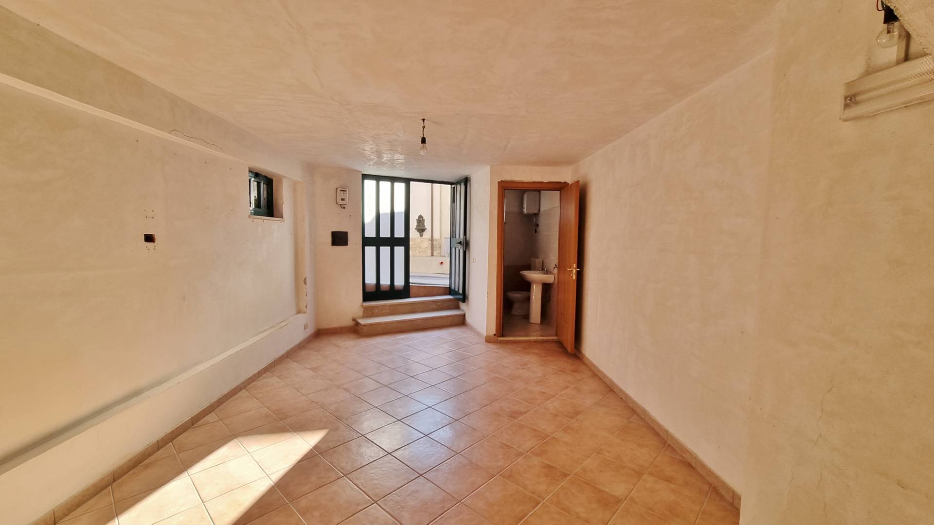 Deposito in affitto a Grottaminarda