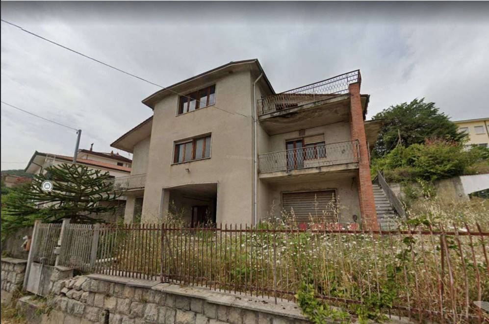 Villa in vendita a Ceppaloni