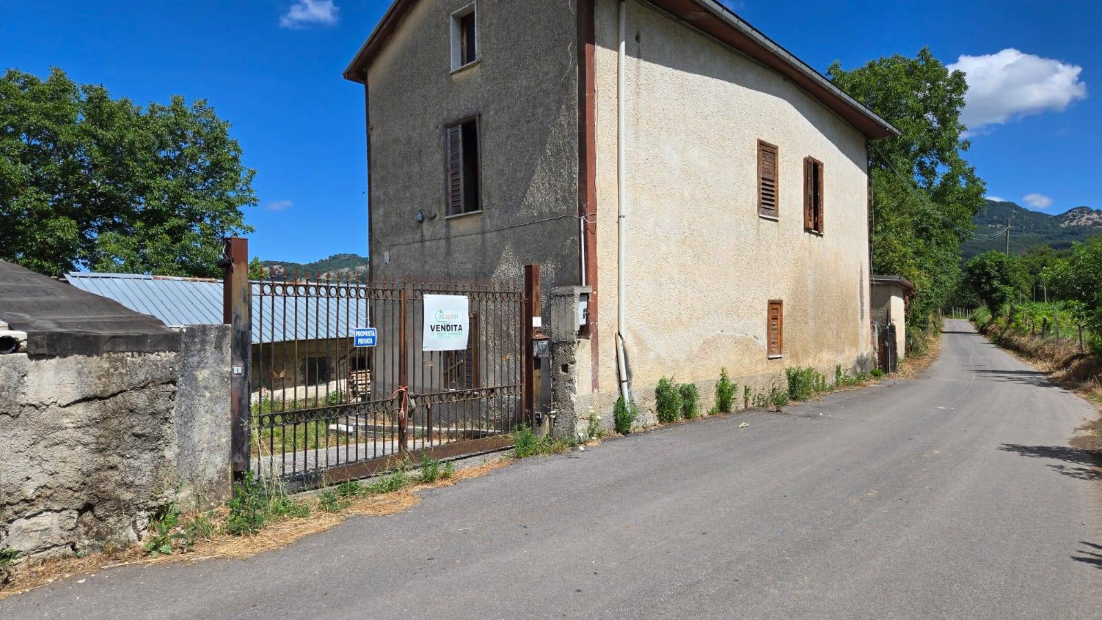 Fabbricato da riattare in vendita a Volturara Irpina