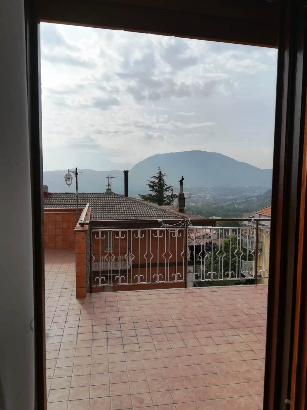 appartamento con terrazzo in vendita a Mercogliano