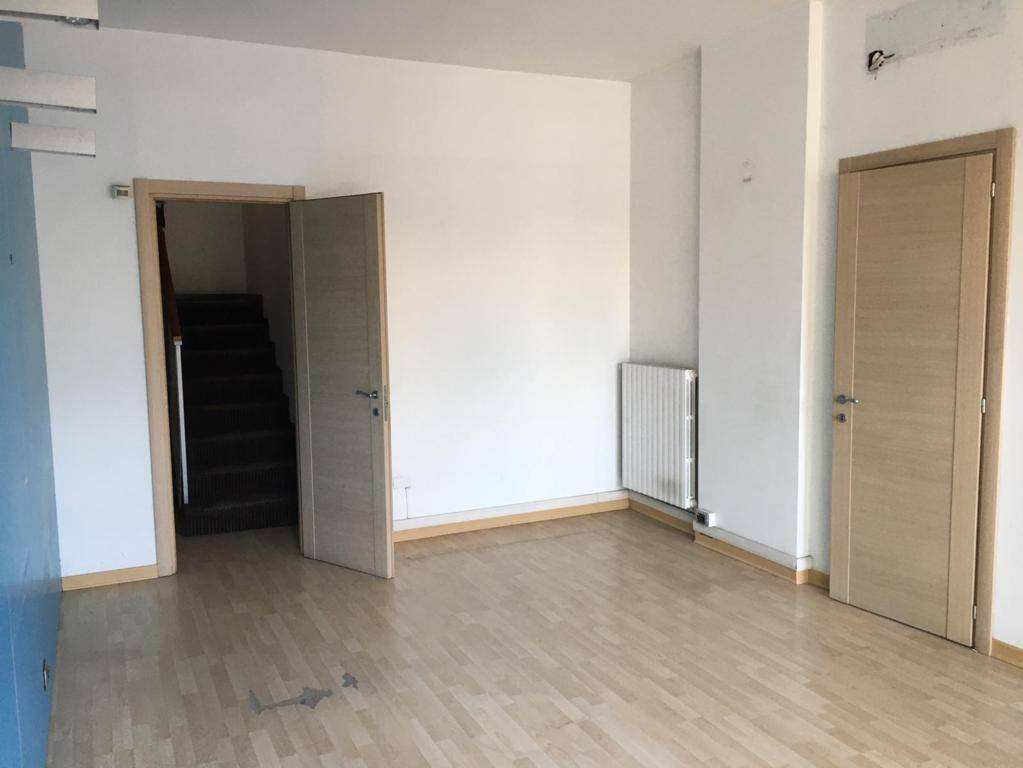 Locale Commerciale in affitto a Avellino