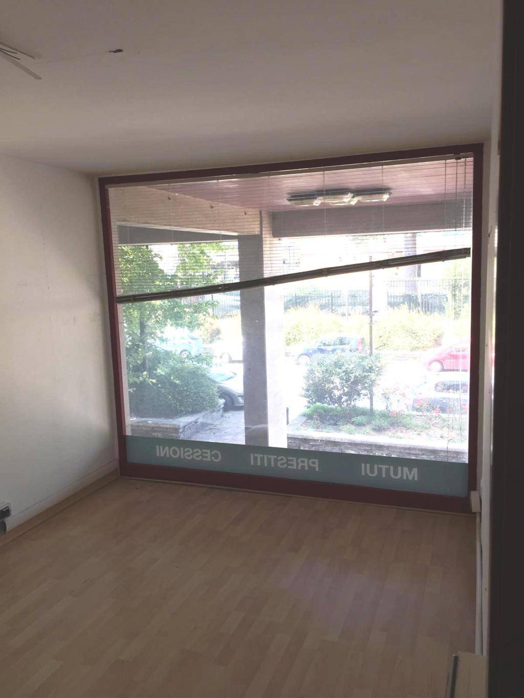 Locale Commerciale in affitto a Avellino