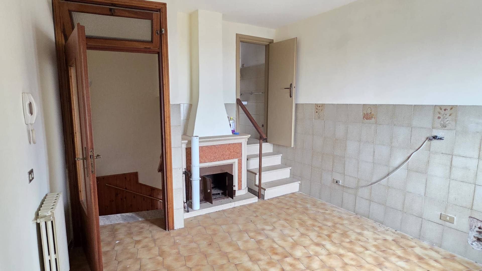 Casa Semindipendente in vendita a Castelfranci