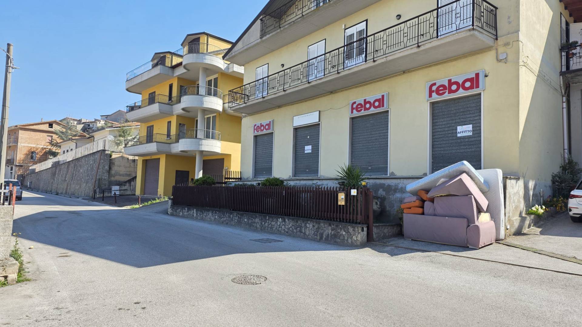 Attivit commerciale in affitto a Castelfranci