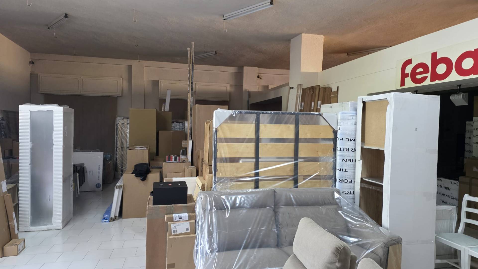 Attivit commerciale in affitto a Castelfranci