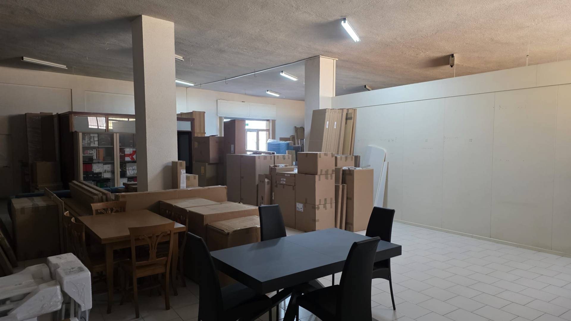 Attivit commerciale in affitto a Castelfranci