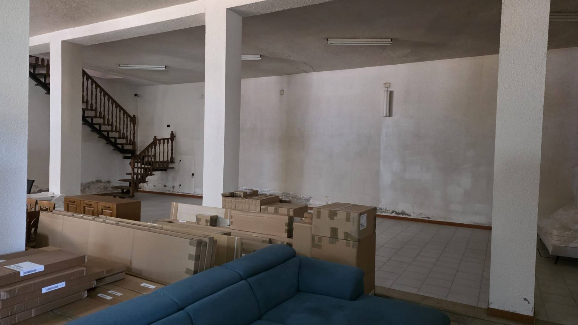 Attivit commerciale in affitto a Castelfranci