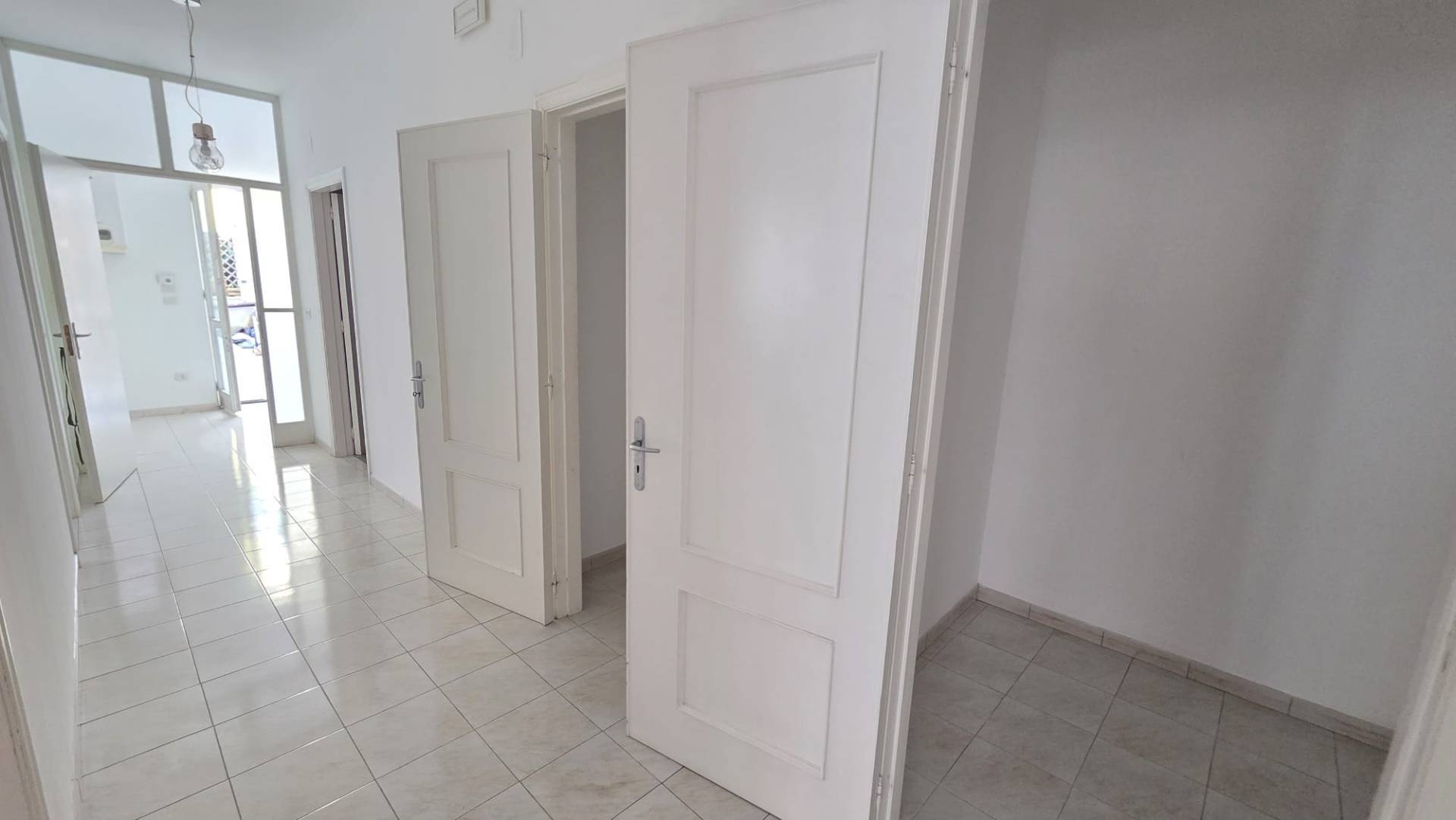 appartamento con terrazzo in vendita a Atripalda