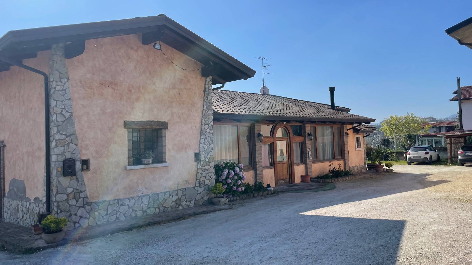 Casa Indipendente in vendita a San Giorgio del Sannio