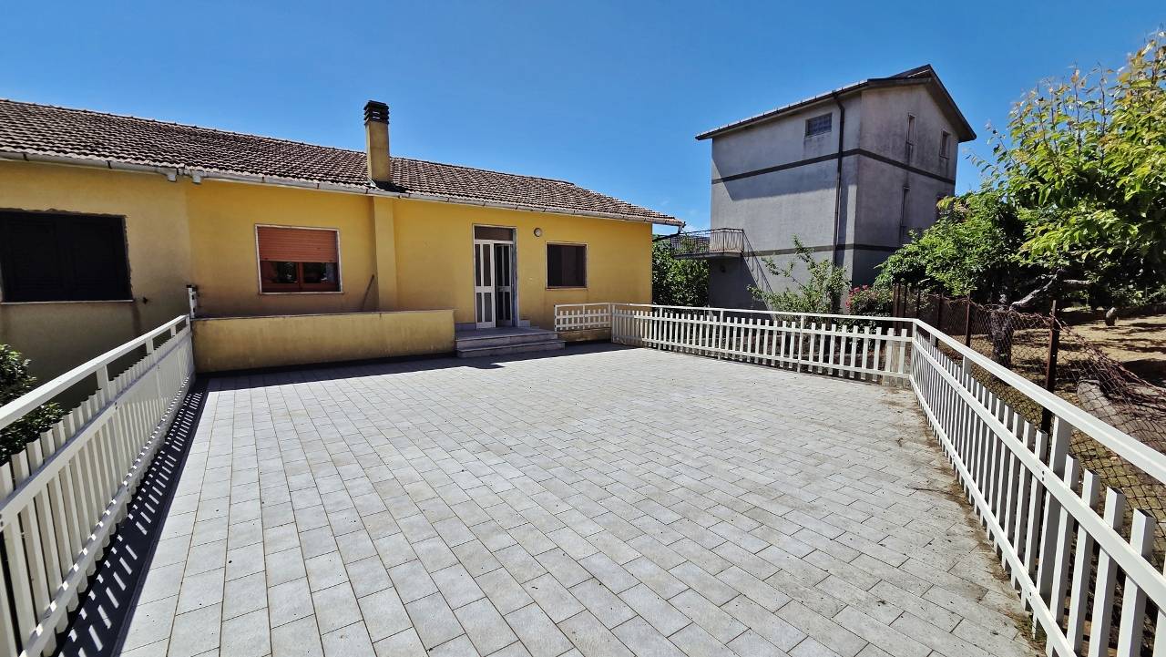 Casa Indipendente in vendita a Vallata