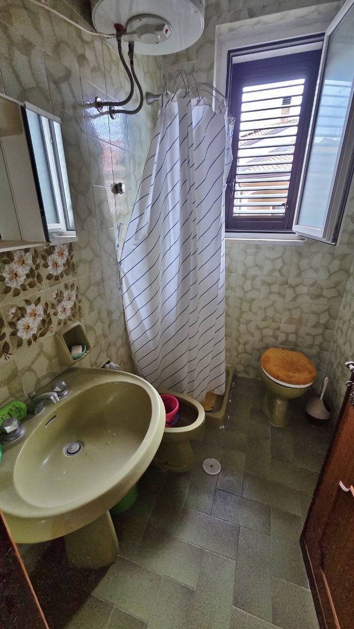 Appartamento in vendita a Castel Baronia