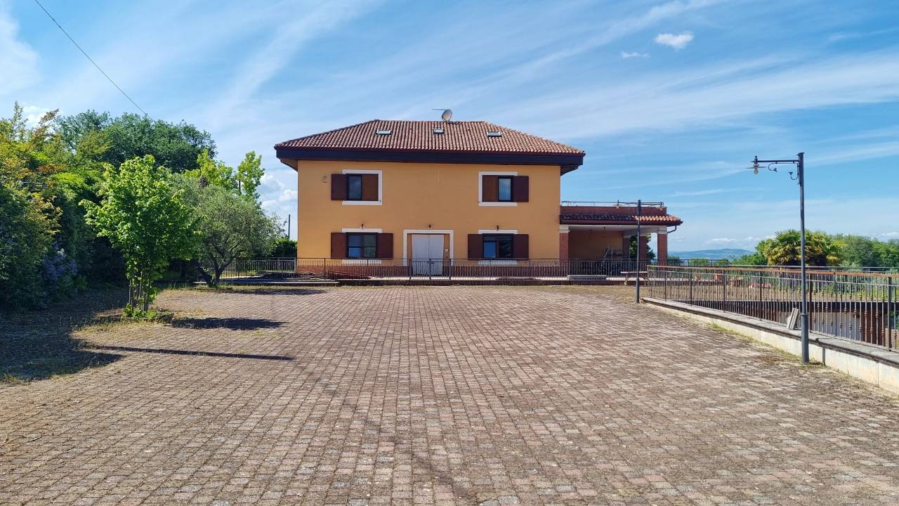 Villa in vendita a Grottaminarda