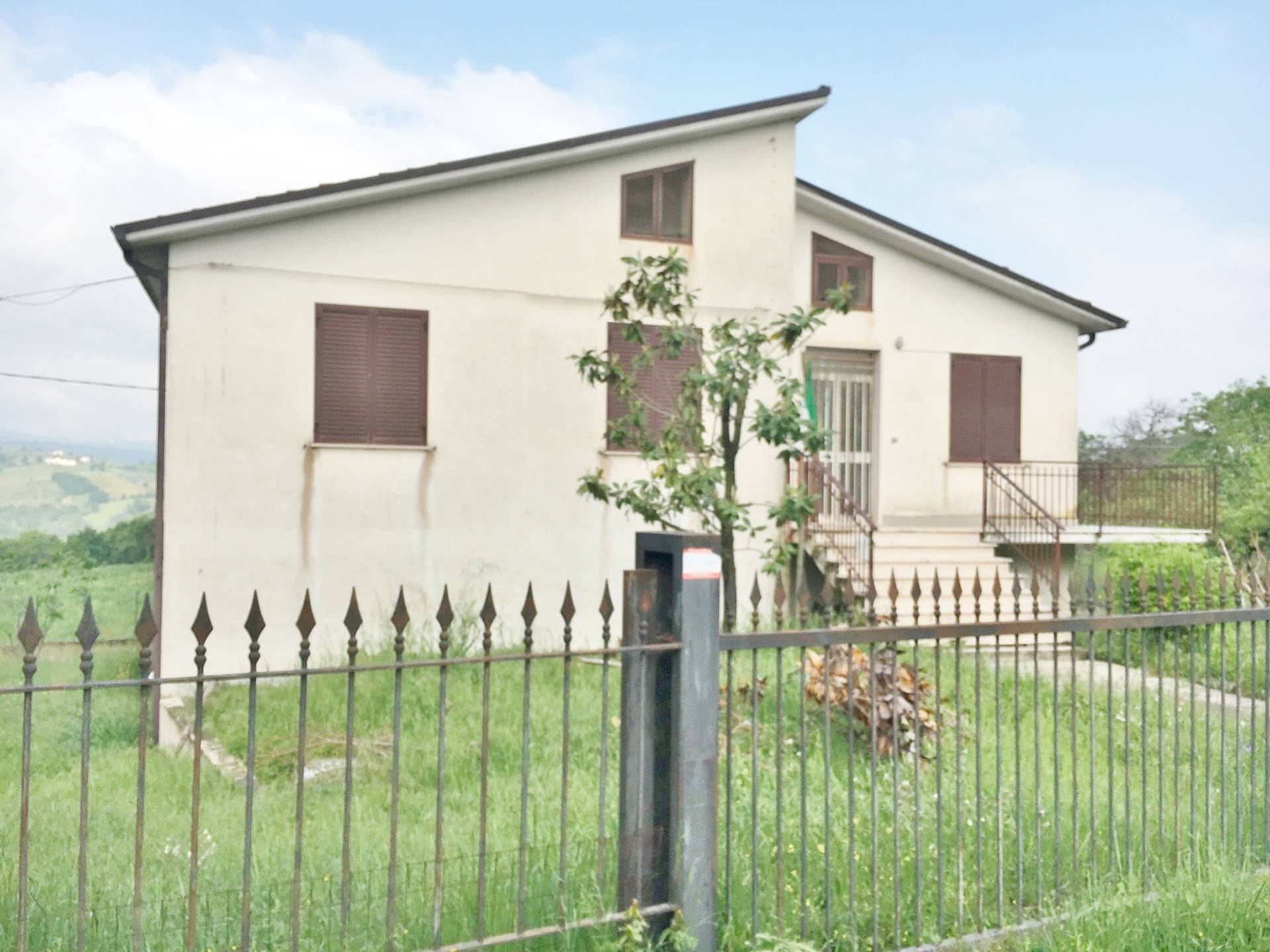 Casa Indipendente in affitto a Taurasi