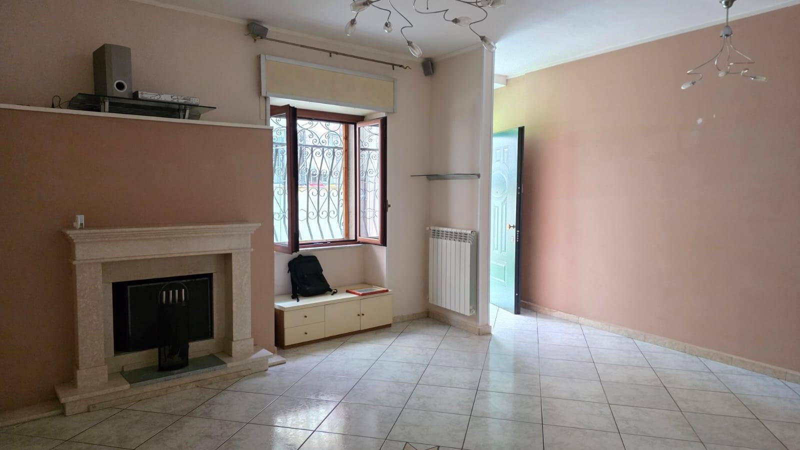 Casa Semindipendente in vendita a Pratola Serra