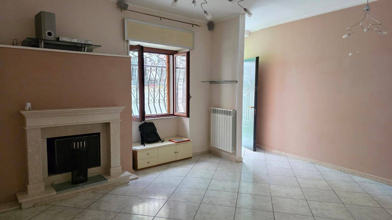 Casa Semindipendente in vendita a Pratola Serra